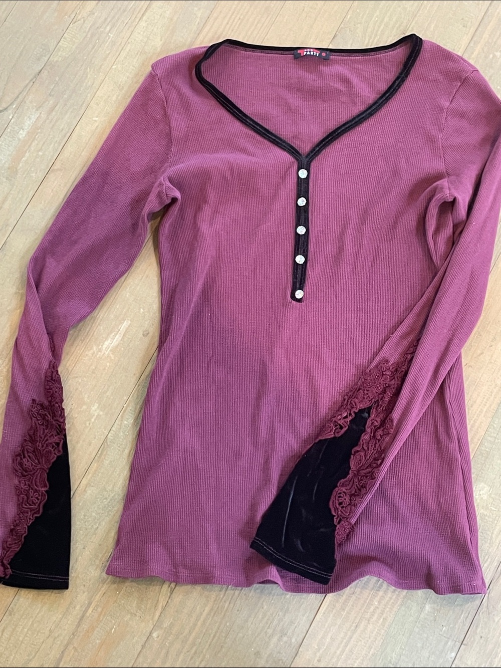 T Party Fashion Burgundy Long Sleeve Henley with Black Velvet Trim Large